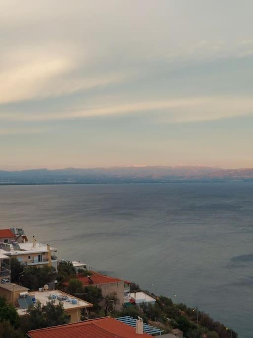 Apartment Simply Meraki Gytheian With Panoramic Sea View Gythio